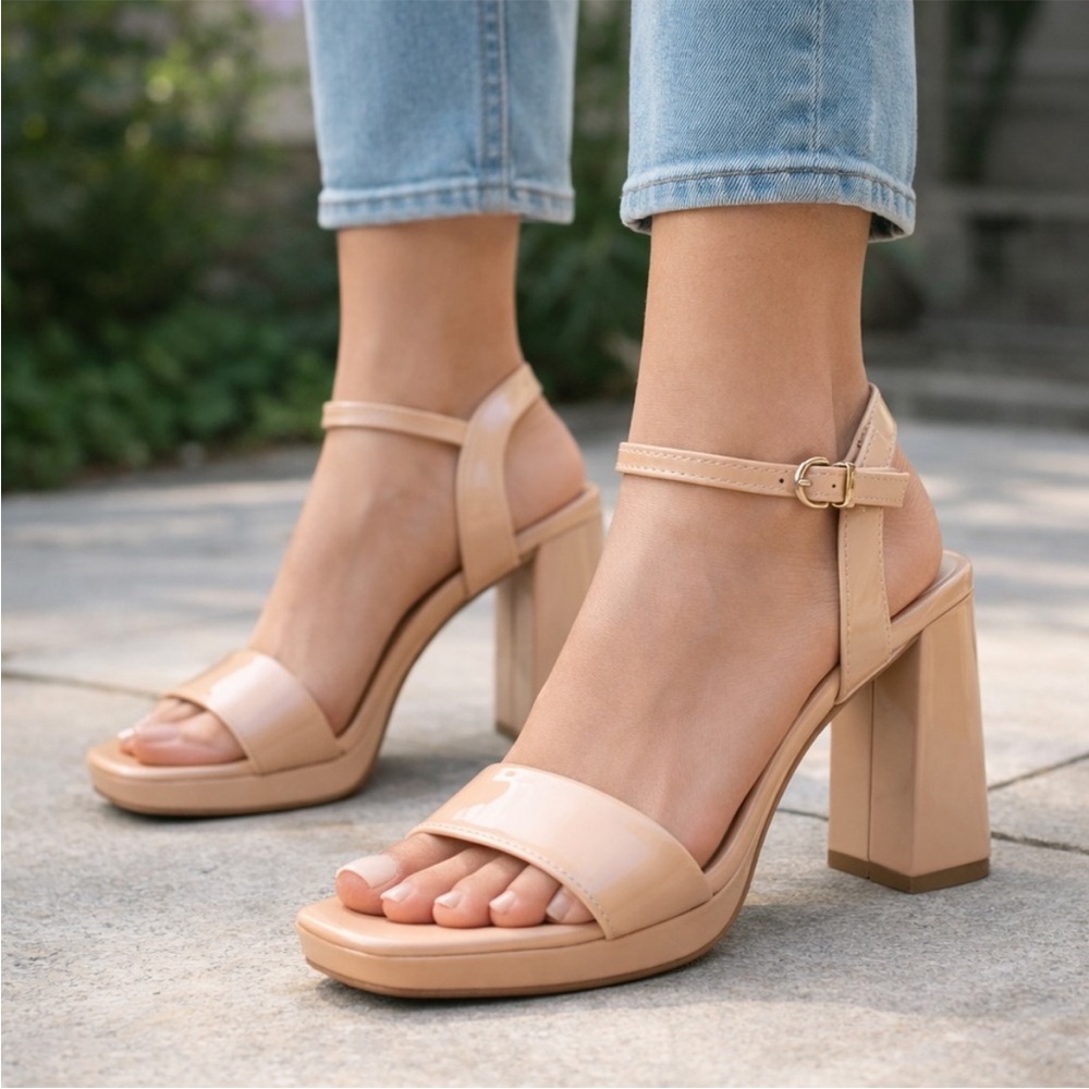 Nude Tan Patent Platform Block Heel Sandals - Women size 6 new in box